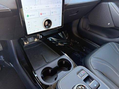 Used 2023 Ford Mustang Mach-E Premium image 12