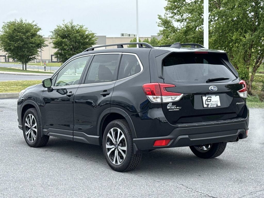 Used 2023 Subaru Forester Limited AWD/4WD image 27