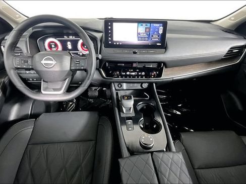 Used 2026 Nissan Rogue Platinum w/ Platinum Premium Package AWD/4WD image 15