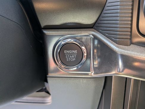 Certified 2025 Ford F150 Raptor AWD/4WD image 30
