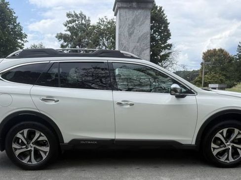 Used 2020 Subaru Outback Touring XT AWD/4WD image 6