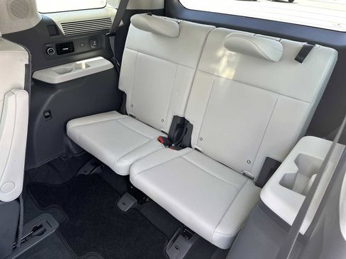 Used 2025 Hyundai Santa Fe Calligraphy FWD image 25
