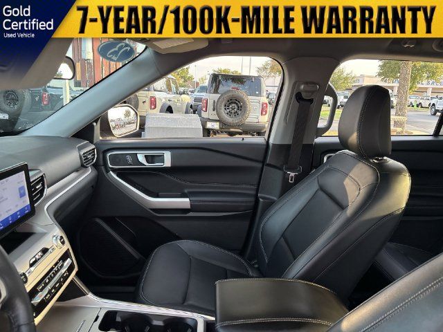 Used 2023 Ford Explorer XLT w/ Equipment Group 202A RWD image 14