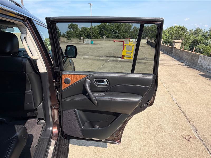 Used 2019 INFINITI QX80 Luxe RWD image 43