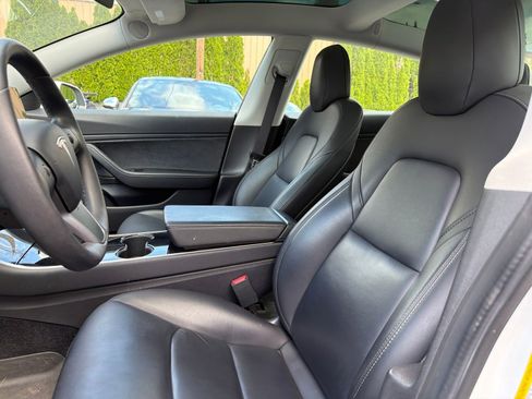 Used 2019 Tesla Model 3 Standard Range Plus RWD image 4