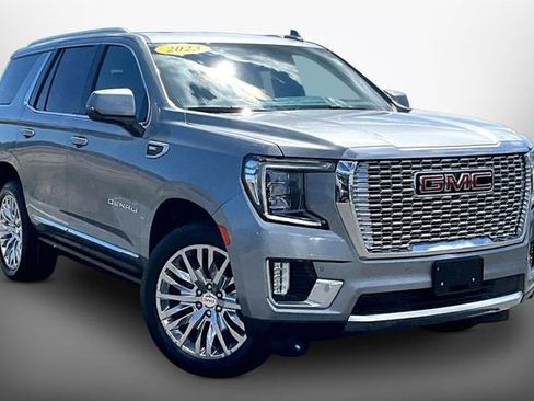 Used 2023 GMC Yukon Denali AWD/4WD image 10