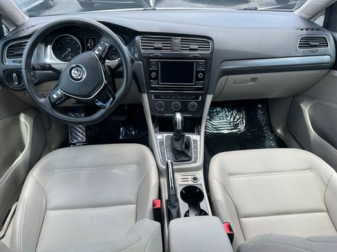 Used 2020 Volkswagen Golf 4-Door FWD image 21