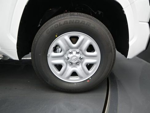 New 2026 Toyota Tundra SR image 15