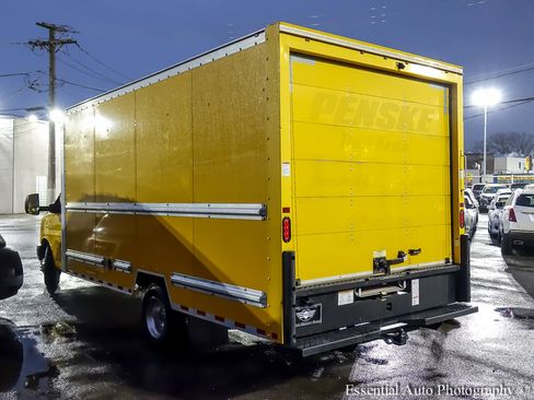 Used 2019 GMC Savana 3500 Extended w/ Driver Convenience Package image 5