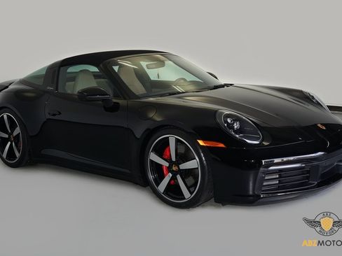 Used 2023 Porsche 911 Targa 4S image 2