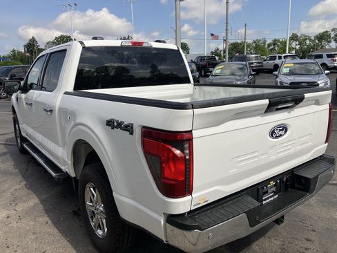 Used 2024 Ford F150 XLT AWD/4WD image 5