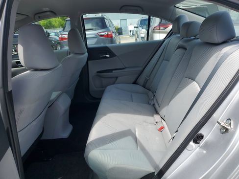 Used 2015 Honda Accord LX image 9