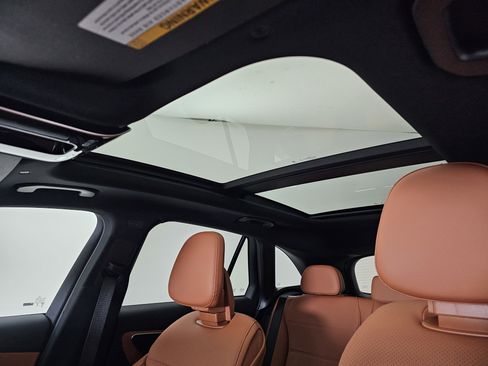 New 2026 Mercedes-Benz GLC 300 4MATIC image 11
