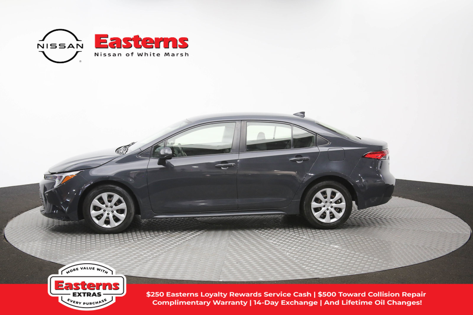 Used 2023 Toyota Corolla LE w/ Carpet Mat Package (TMS) FWD image 92