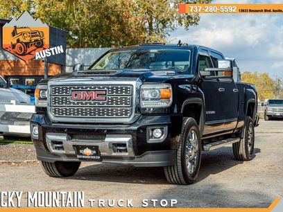Used 2019 GMC Sierra 2500 Denali w/ Duramax Plus Package
