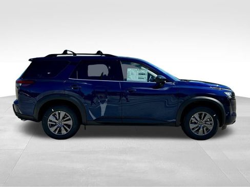 New 2026 Nissan Pathfinder SV image 4