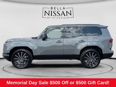 Used 2025 Lexus GX 550 w/ Cold Area Package AWD/4WD image 2