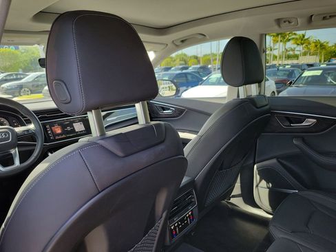 Used 2023 Audi Q8 Premium Plus w/ Premium Plus Package AWD/4WD image 25