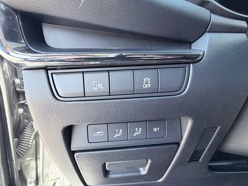 Used 2025 MAZDA MAZDA3 s image 12