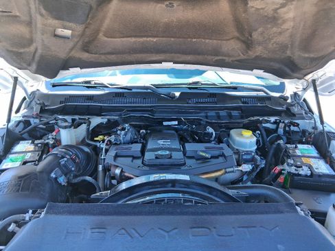 Used 2017 RAM 2500 Tradesman w/ Chrome Appearance Group AWD/4WD image 45