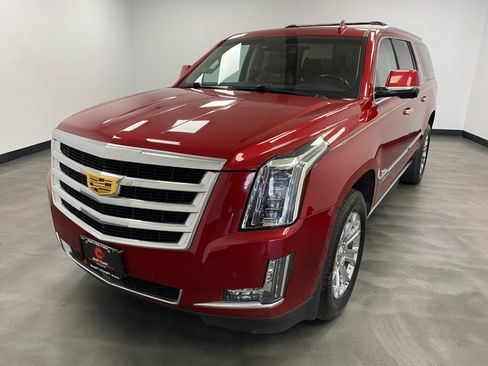 Used 2015 Cadillac Escalade ESV Premium AWD/4WD image 2