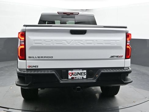 Used 2024 Chevrolet Silverado 1500 ZR2 w/ Technology Package AWD/4WD image 8