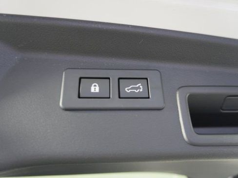 New 2026 Subaru Outback Touring image 28