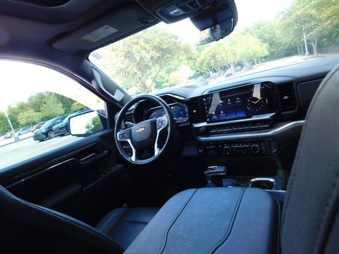 Used 2023 Chevrolet Silverado 1500 LTZ w/ LTZ Premium Package AWD/4WD image 2