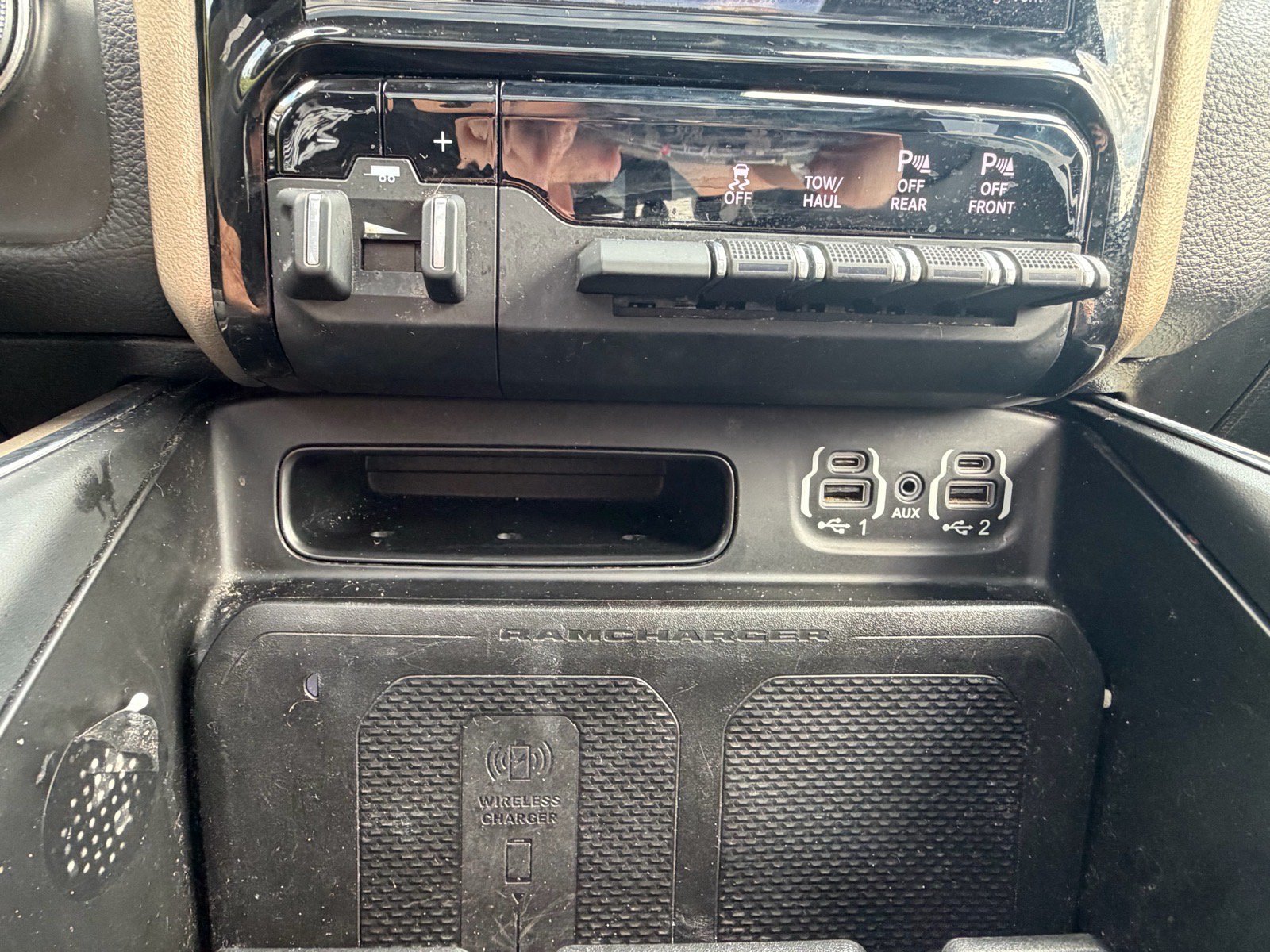 Used 2021 RAM 1500 Laramie AWD/4WD image 34