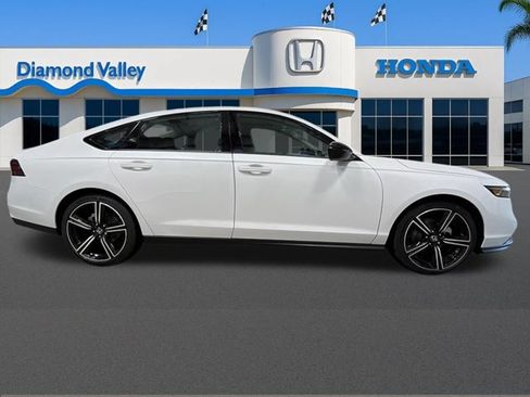 New 2026 Honda Accord SE image 2
