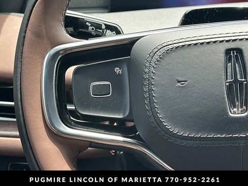 New 2026 Lincoln Navigator L Reserve AWD/4WD image 26