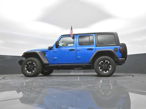 Used 2024 Jeep Wrangler Unlimited Rubicon 4xe AWD/4WD image 42
