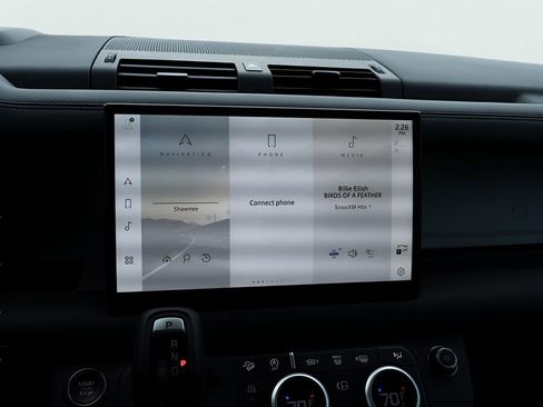 Certified 2025 Land Rover Defender 110 X-Dynamic SE image 24