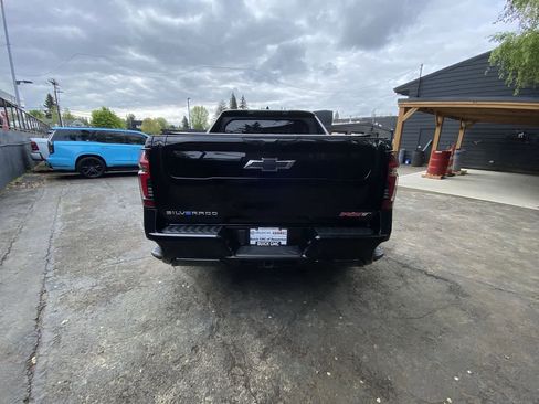 Used 2024 Chevrolet Silverado EV RST AWD/4WD image 5