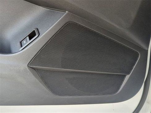 Used 2023 Audi Q4 e-tron Premium Plus w/ Premium Plus image 19