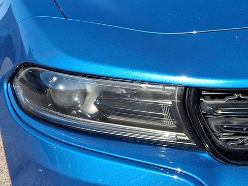 Used 2022 Dodge Charger SXT image 10