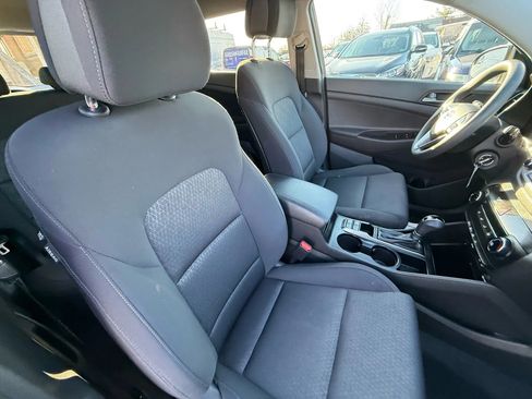 Used 2017 Hyundai Tucson SE image 40