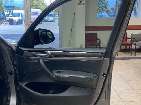 Used 2016 BMW X3 xDrive28i image 15