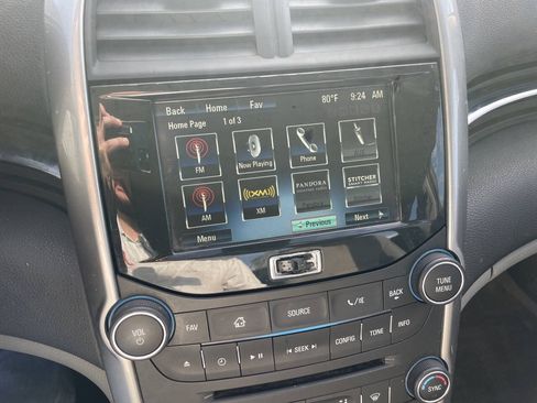 Used 2014 Chevrolet Malibu LT FWD image 21