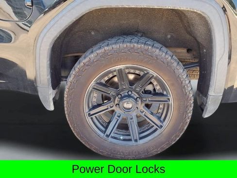 Used 2021 GMC Sierra 1500 SLT AWD/4WD image 26