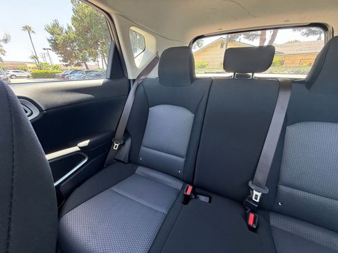Used 2025 Kia Soul LX w/ LX Technology Package FWD image 35