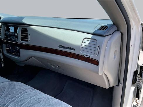 Used 2004 Chevrolet Impala FWD image 16