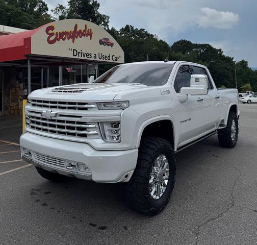 Used 2021 Chevrolet Silverado 2500 High Country w/ Technology Package AWD/4WD image 1