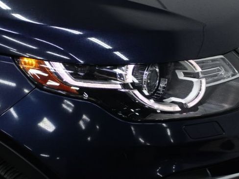 Used 2019 Land Rover Discovery Sport HSE Luxury image 6