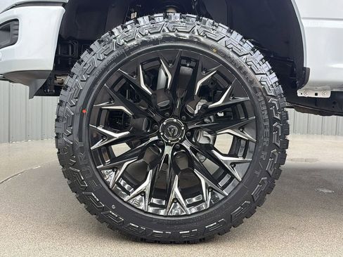 Used 2025 Ford F150 Lariat image 10