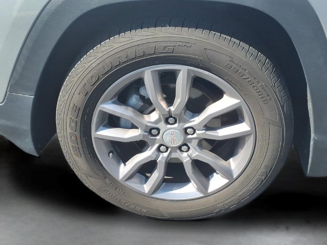 Used 2024 GMC Terrain SLT FWD image 15