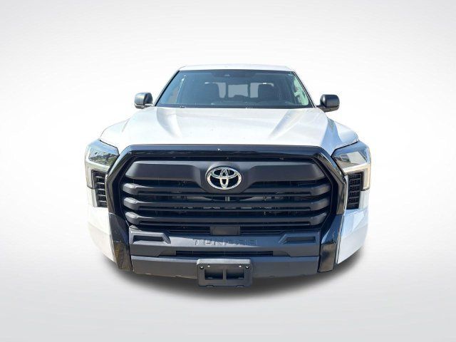 Used 2022 Toyota Tundra SR w/ SR Tow Package RWD image 2