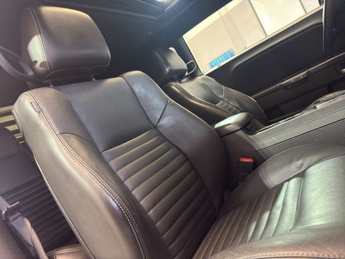 Used 2014 Dodge Challenger SXT RWD image 24