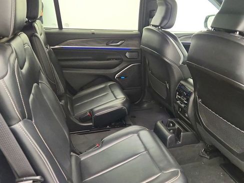 Used 2021 Jeep Grand Cherokee L Overland w/ Advanced Protech Group III image 25