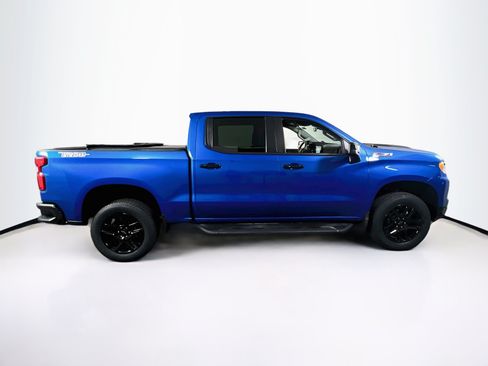 Used 2022 Chevrolet Silverado 1500 LT Trail Boss w/ Convenience Package II AWD/4WD image 4